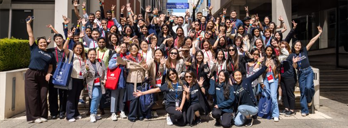 Agent Famil group photo